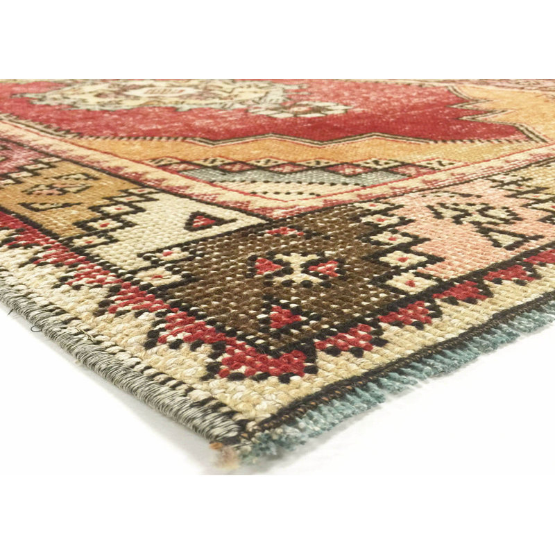 Tapis de couloir unique en laine noué à la main de style années 1960 de 3 pi 3 po x 9 pi 7 po en rouge / brun / beige