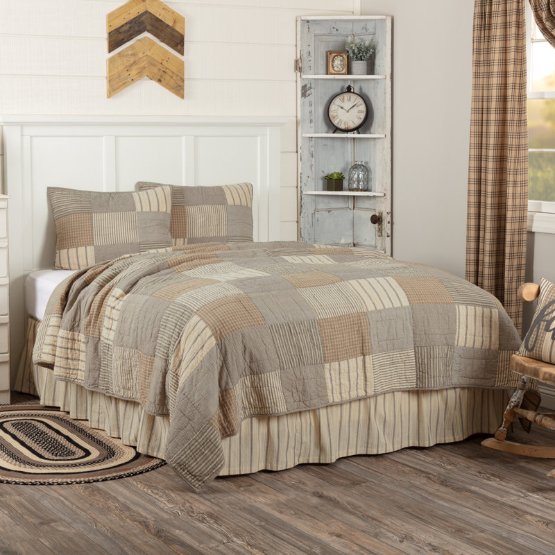 Sawyer Mill Farmhouse / Country Cotton Patchwork Quilt, Queen Quilt + 2 Shams
