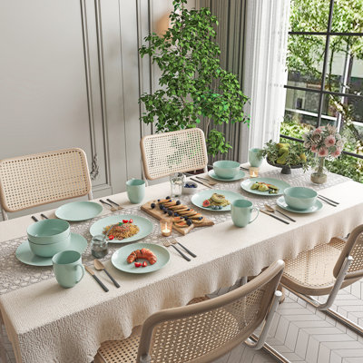 Vaisselle en porcelaine tendre avec un design léger et durable résistant aux éclats