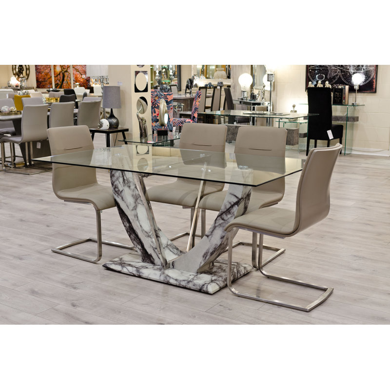 Eunice 4 - Person Dining Set