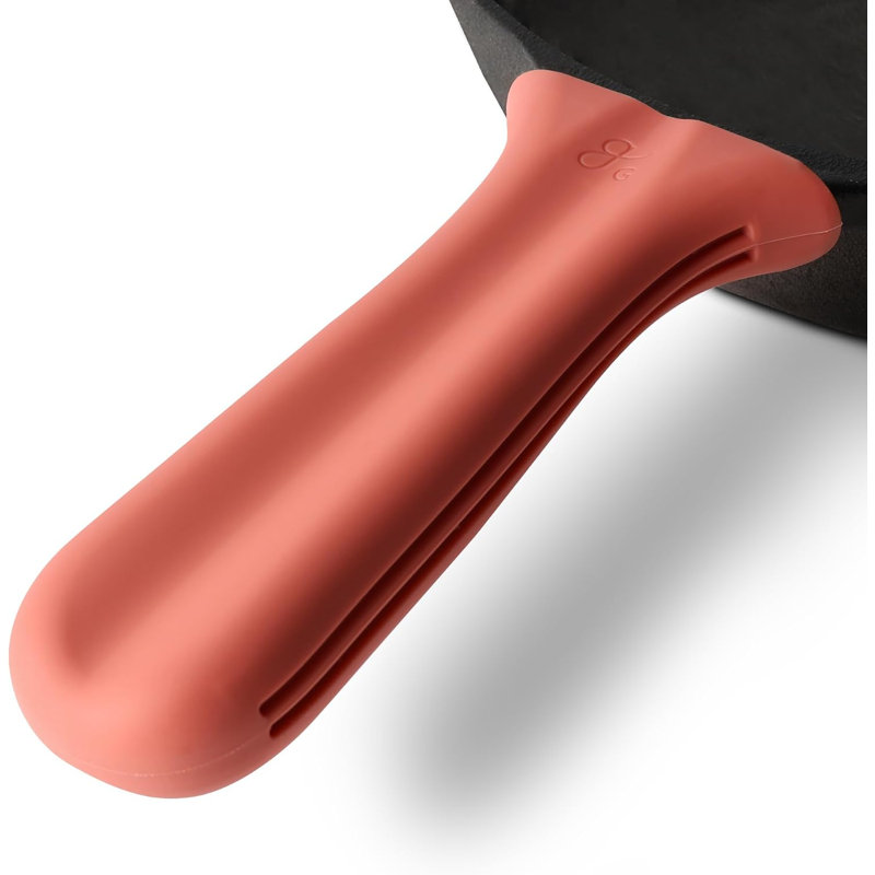 Poignée en silicone Greater Goods pour poêle et plaque de cuisson en fonte Greater Goods, rose corail, Rose corail