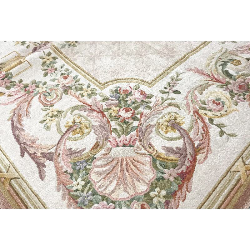 Hand Knotted Wool Oriental Area Rug