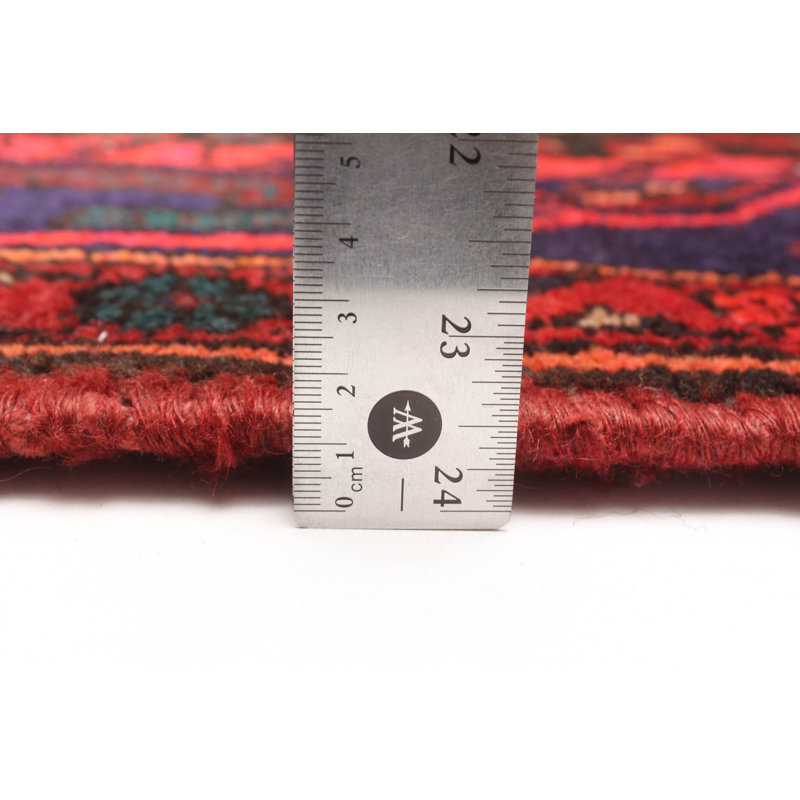 Tapis rouge Anadol 5 pi 0 po x 8 pi 8 po