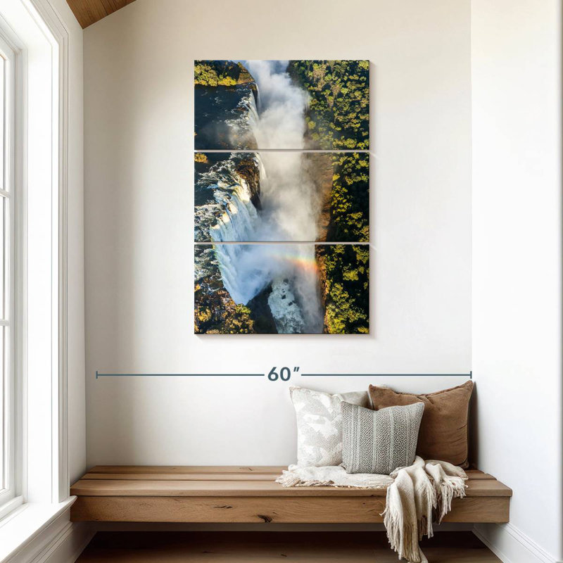 Vue aérienne des chutes Victoria, H 45 po x l 28 po
