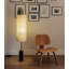 Luminaire de plancher à abat-jour cylindrique nervuré