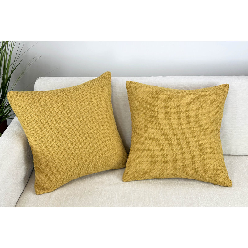 Coussin , 18 po x 18 po, Or