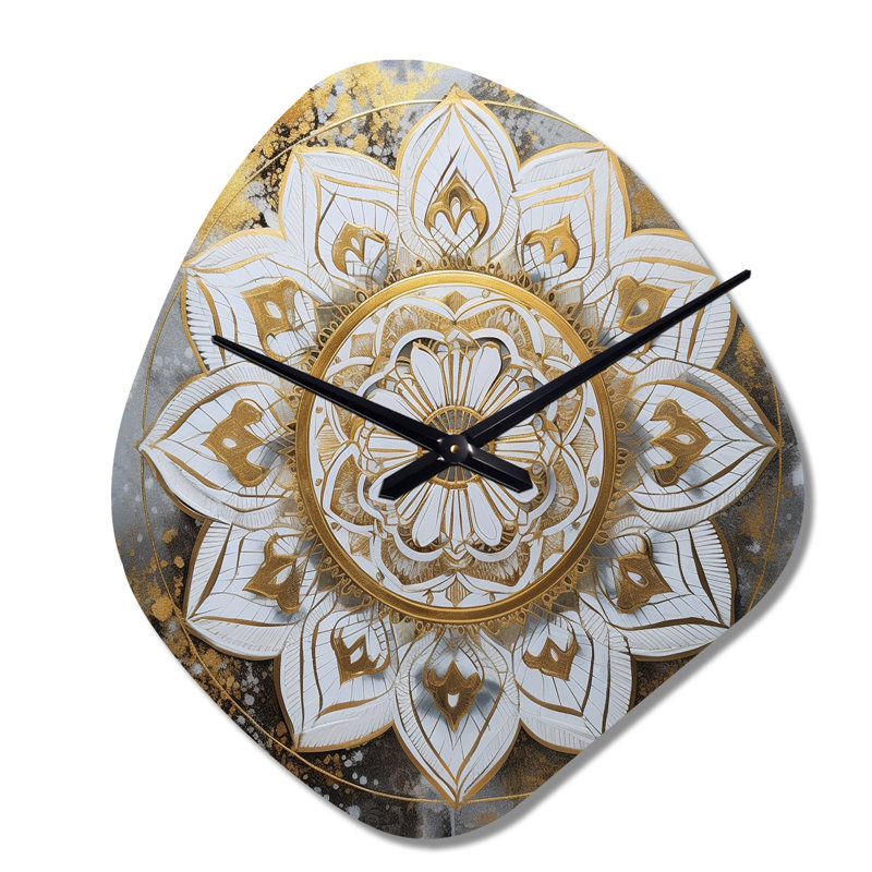 Horloge murale asymétrique en métal blanc et or Mandala V - Boho Mandala, Grand