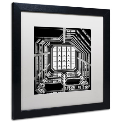 «Ceiling View» par Dave MacVicar - reproduction de photo sur toile encadrée