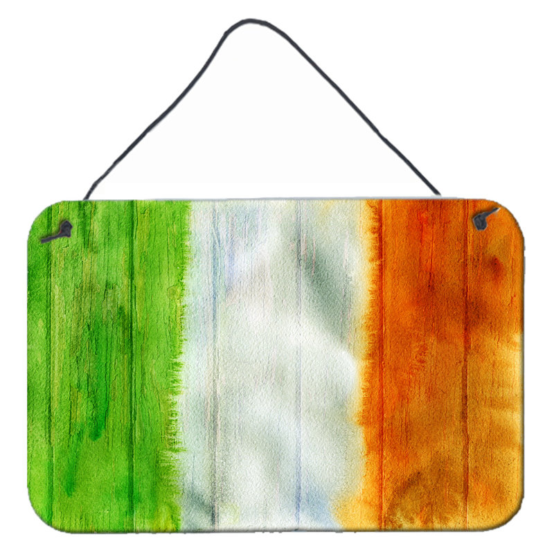 Traditional Wall Decor on Metal