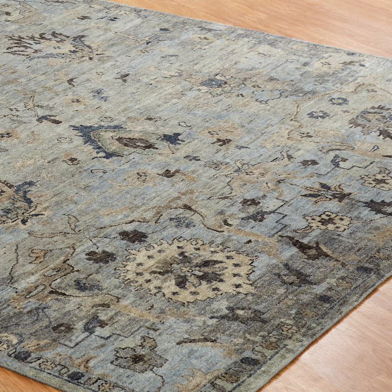 Stiefel Hand Knotted Wool Floral Area Rug in Grey, Rectangle 4' x 6'