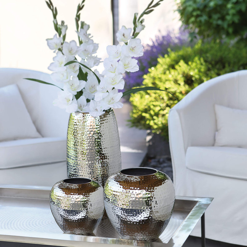 Losone Handmade Metal Table Vase, 25cm H x 25cm W x 25cm D, Hammered