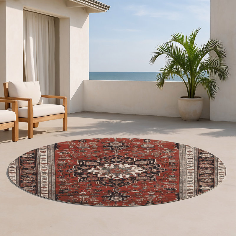 Persian Brown Indoor and Outdoor Area Rug, Round 5'