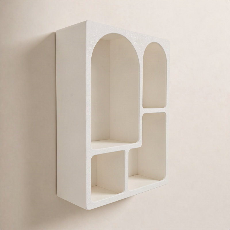 Tablette murale géométrique en bois crème avec 4 cubes