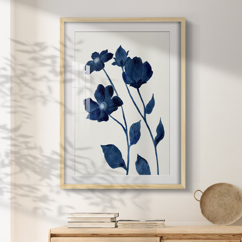 Indigo Bloom I - impression encadrée, Naturel, H 25,5 po x l 17,5 po