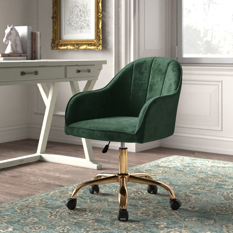 Chaise de bureau en velours Jaylyn avec base en chrome doré, Vert