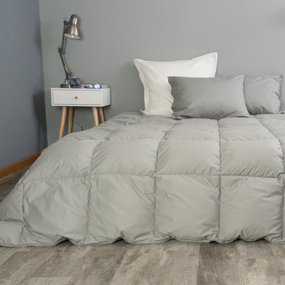  Édredon en duvet synthétique moyen C104