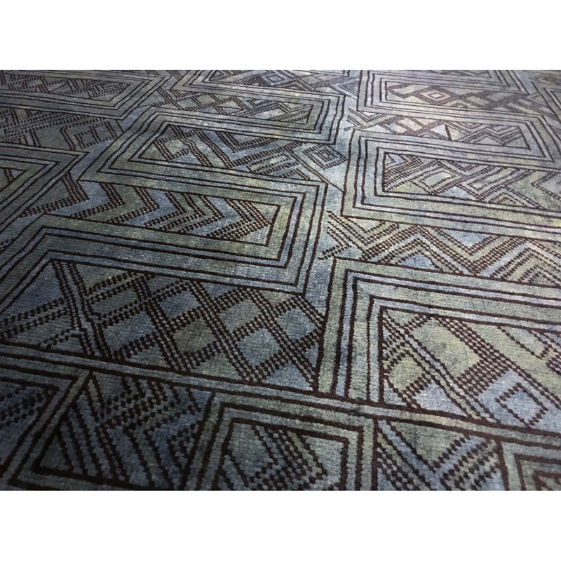 Wool Geometric Area Rug in Gray