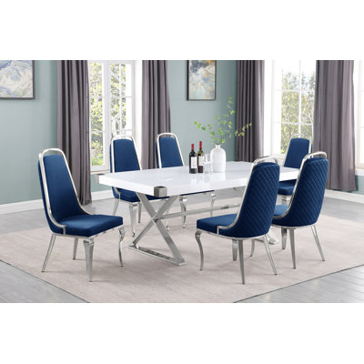Ensemble de salle à manger en bois blanc avec chaises d'appoint en velours (5 ou 7 pièces)