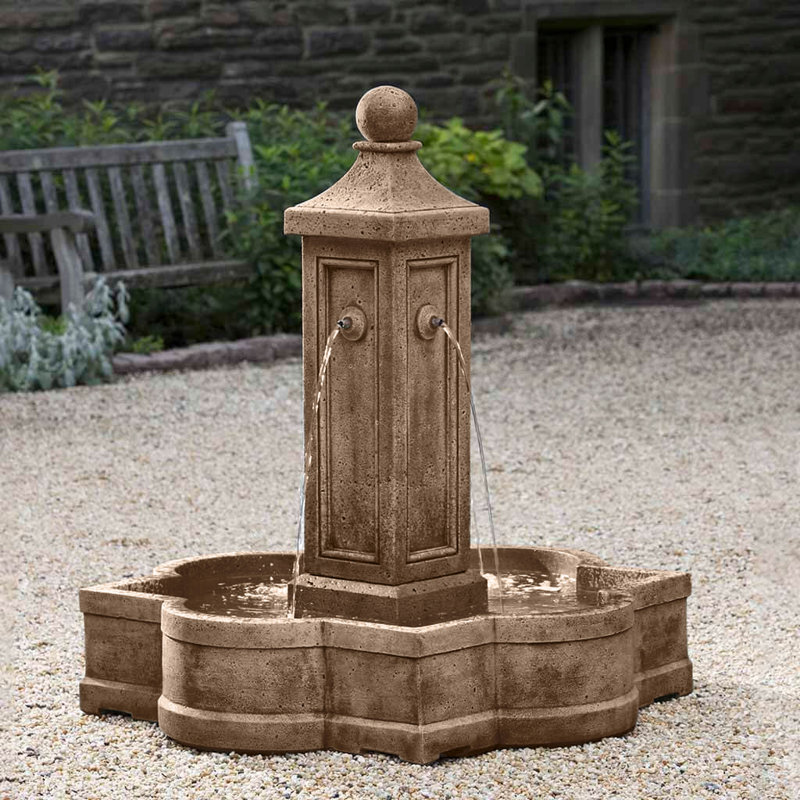 Fontaine en béton Provence, Pierre calcaire vieillie