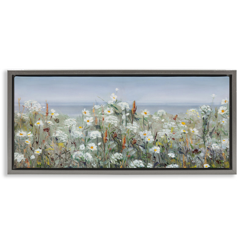 Champ de fleurs et mer au-delà, H 11 po x l 25 po, Cadre flottant gris lustré