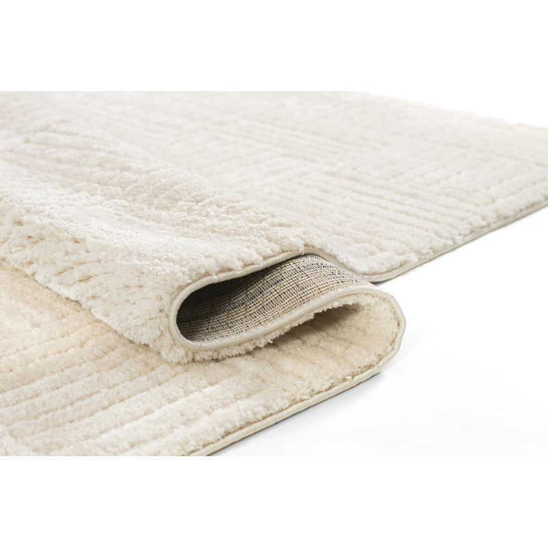 Tapis ivoire en polyester à motif géométrique Novograzt par Momeni Taylor 6 pi 7 po x 9 pi, Rectangle 6 pi 7 po x 9 pi