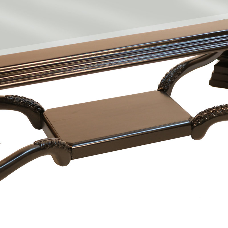  Table basse à quatre pieds