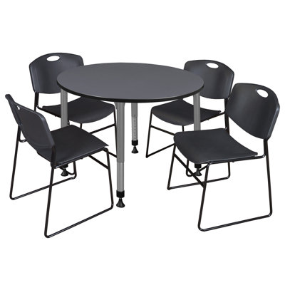 Kee Round Mobile Breakroom Table and Chair Set