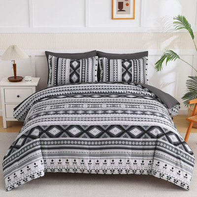 7-Piece Bohemian Geometric Striped Comforter Set