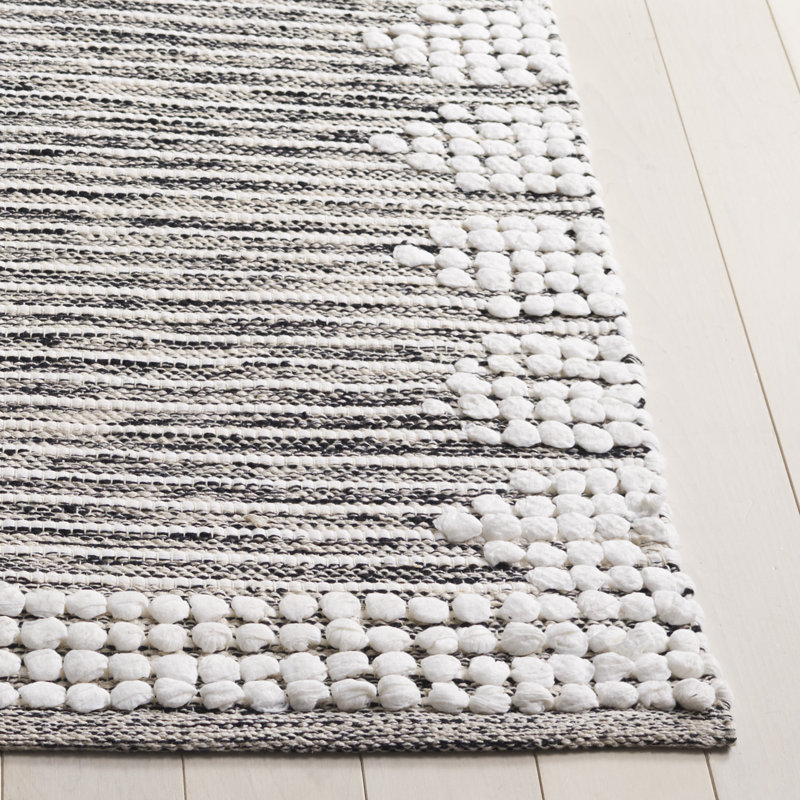 Jasone 980 Area Rug In Black / Ivory, Rectangle 5' x 8'