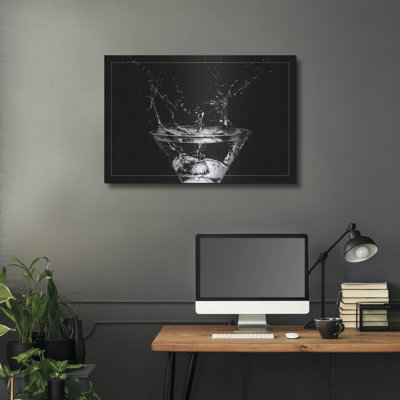 «Martini Splash 14» par Gordon Semmens, art en métal