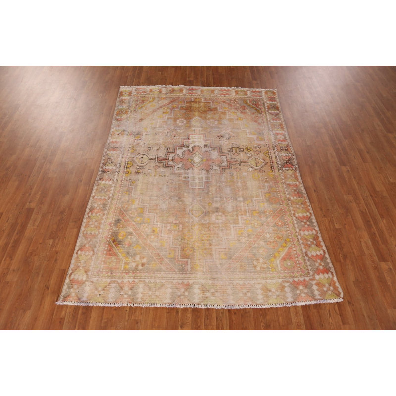 Tapis traditionnel en laine vieillie 6 x 9