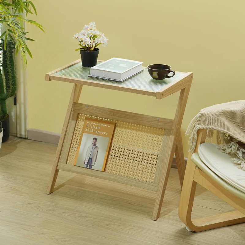 Table de bout Gaelle, H 21,37 po x l 17,24 po x P 14,17 po, Brun clair