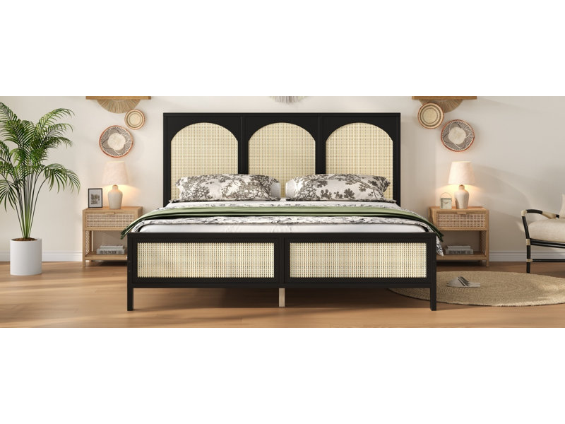 Lit plateforme en bois avec tête de lit et pied de lit en rotin Eldrin, Black+Beige, King