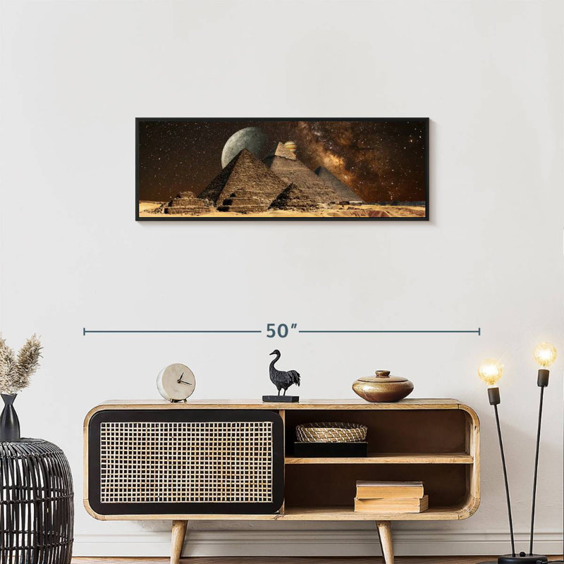 Cosmos sur les pyramides égyptiennes, Cadre flottant noir, 37 po x 13 po