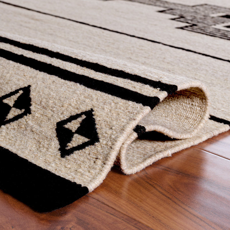 Standing Crosses Flatweave 80% Wool; 20% Cotton Geometric Shapes Rug, 8'-0" X 10'-0" Rectangle