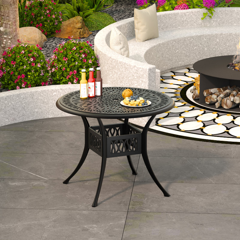 Ensemble de salle à manger d'extérieur rond pour 4 personnes, 90 cm (35,43 po), avec trou pour parasol, 4 chaises, largeur d'assise 39 cm (15,35 po).