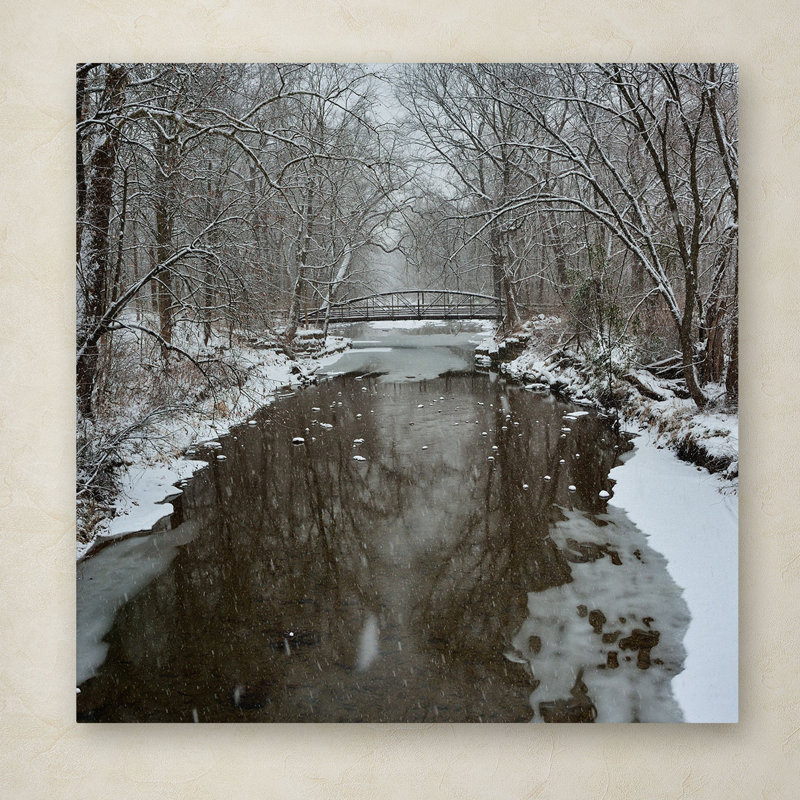 « winter bridge » par kurt shaffer, reproduction de photo sur toile tendue, H 14 po x l 14 po x P 2 po