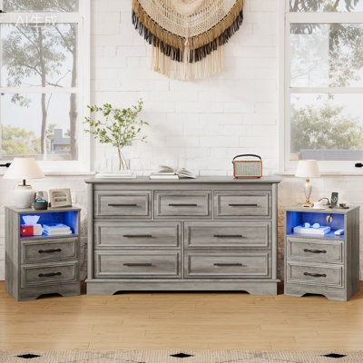 3 Piece Bedroom Dresser Set - 7 Drawer Dresser And Two 2 Drawer Nightstands With Charging Station,gray Wash