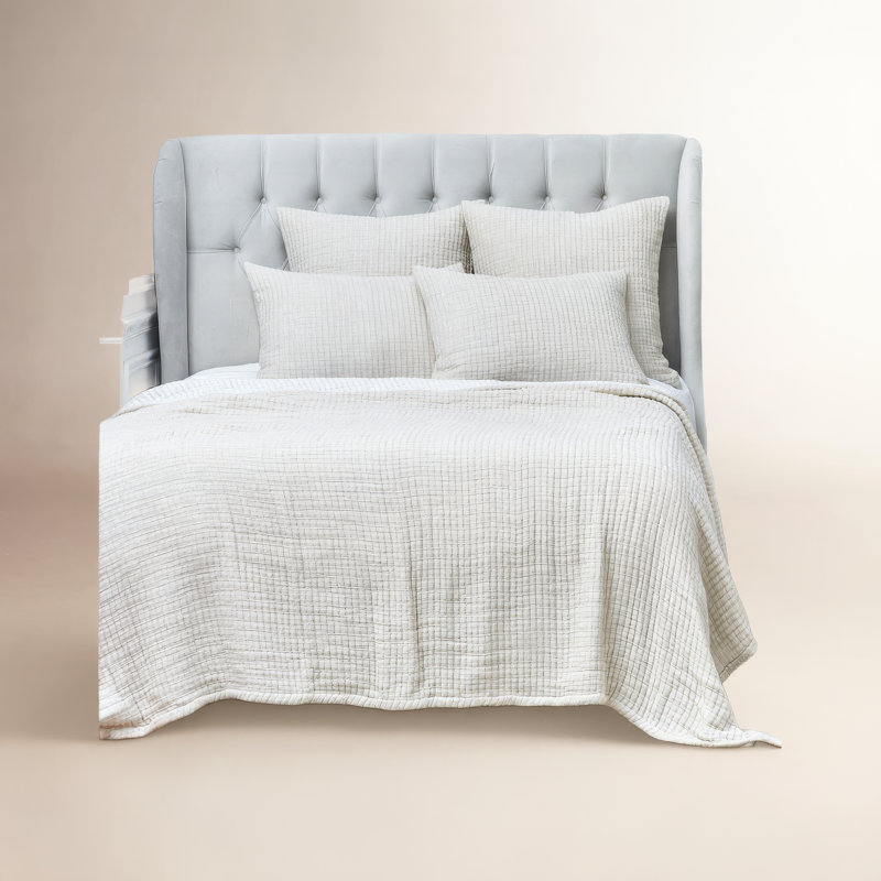 Maybell Natural Standard Cotton Reversible Quilt, King Quilt