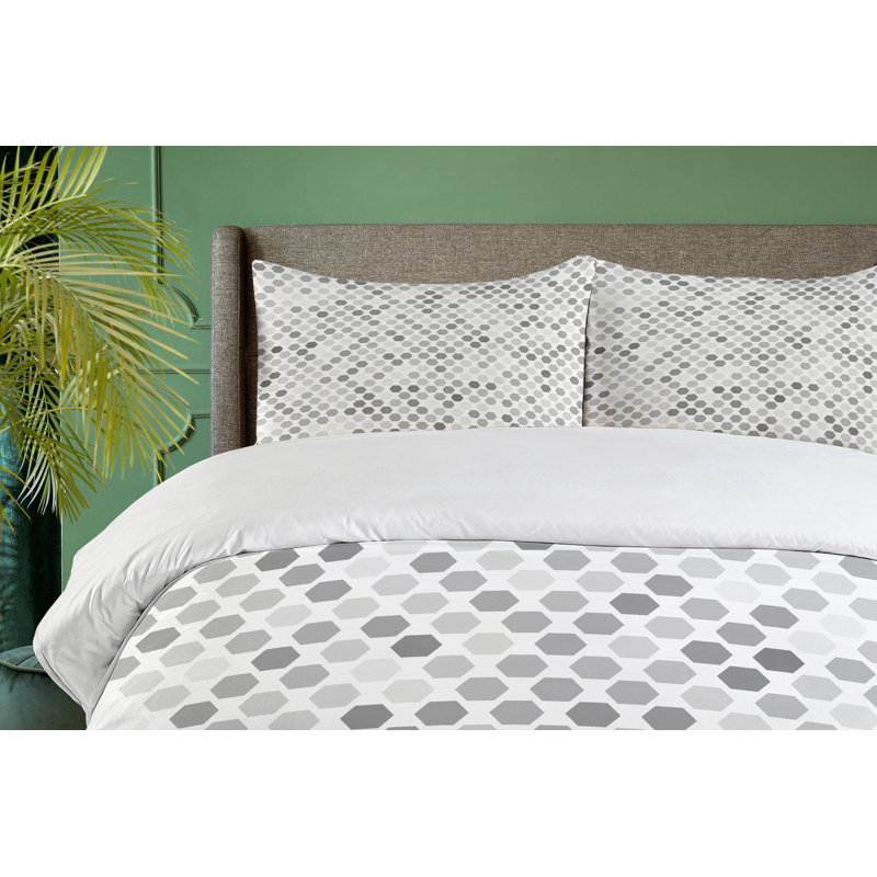Zig Zag Hexagon Modern & Contemporary Polyester Geometric Shapes Duvet Cover, Queen