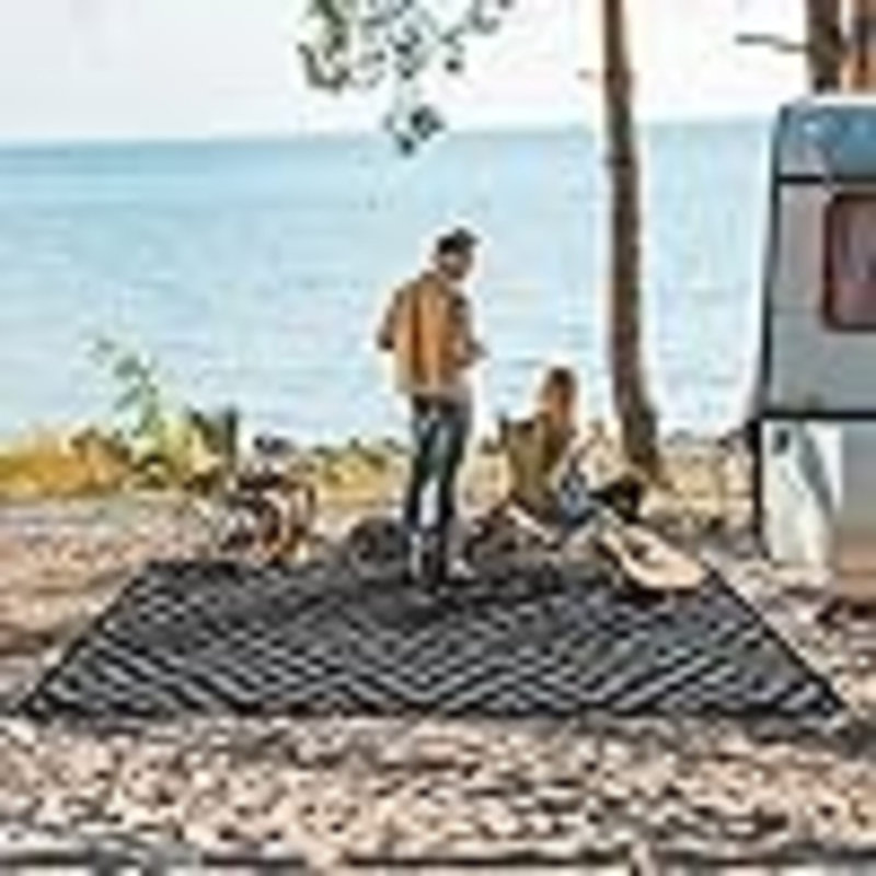 Tapis d'extérieur pour dégagement de patio, tapis imperméable 5 pi x 8 pi, tapis de camping réversibles en plastique, véhicule récréatif, porche, terrasse, camping-car, balcon, cour arrière, noir et gris