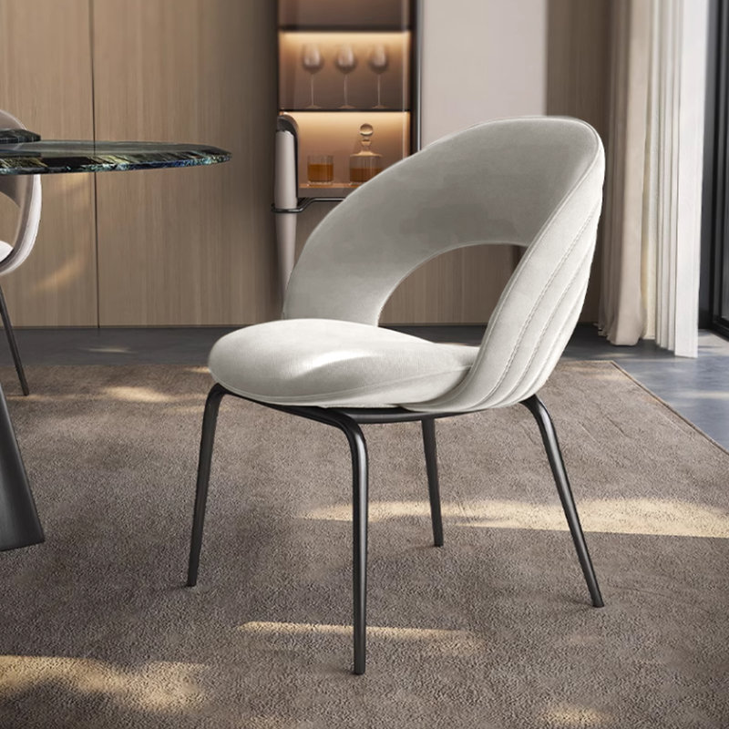 Chaise en velours Casey