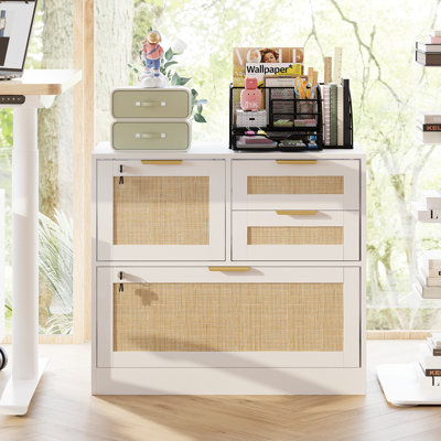 Classeur 31,5 "en rotin avec serrure et 4 tiroirs