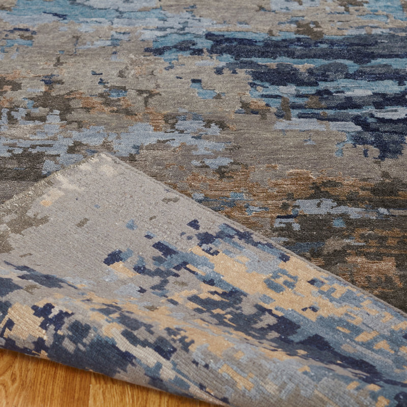 Hand Knotted Area Rug in Blue, Rectangle 3' x 5'