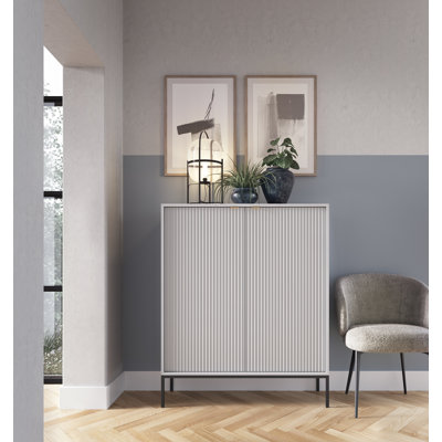 Hensius 104cm Sideboard