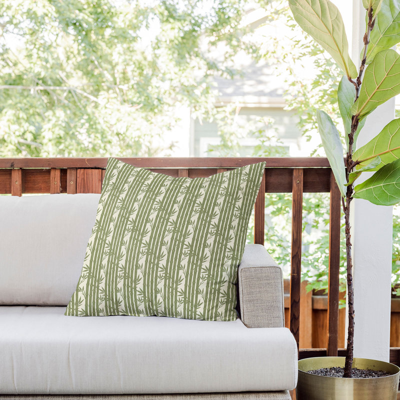 Coussin décoratif à rayures en bambou Little Arrow Design Co, Vert, Carré 20 po