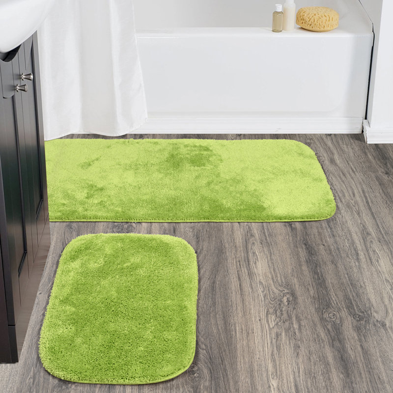 Mccluney Traditional Nylon 2 Piece Bath Rug Set with Non-Slip Backing, Light Green