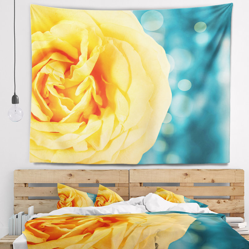 Tapisserie fleur rose avec fond illuminé, H 32 po x l 39 po