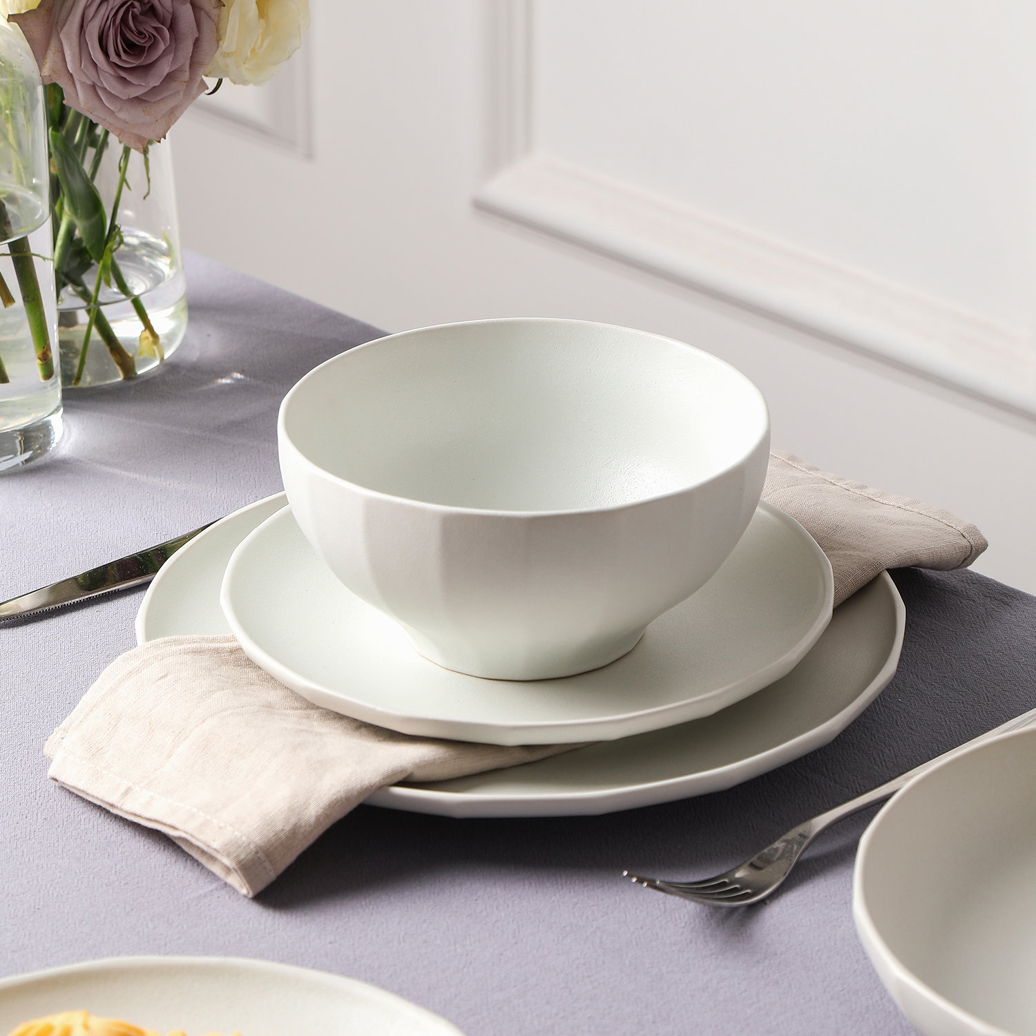 Stone Lain Rio 24-Piece Dinnerware Set Stoneware, Beige
