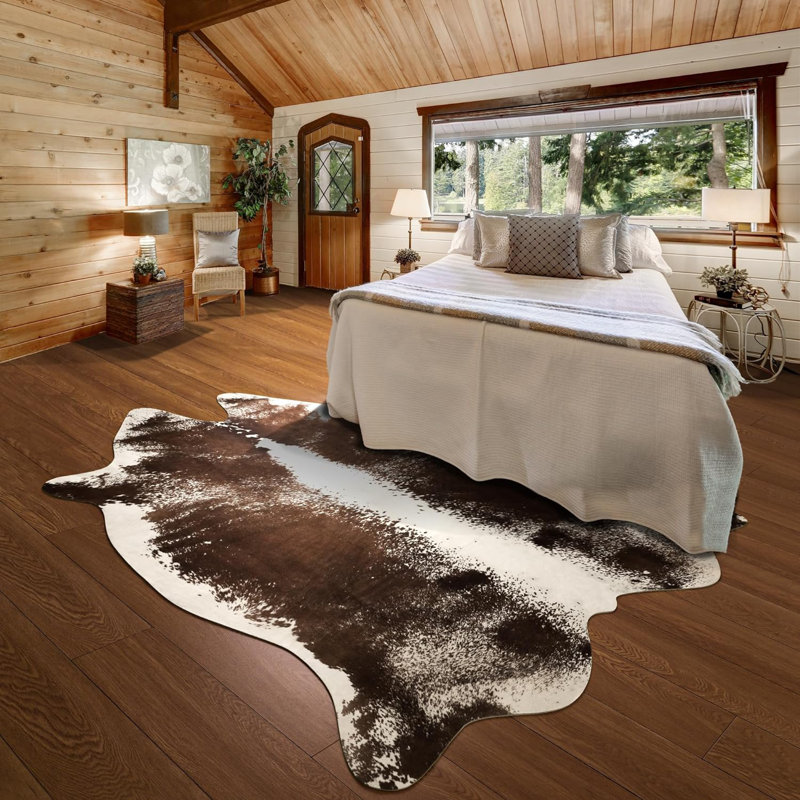 Landenn Faux Cowhide Animal Print Indoor Rug, Novelty 5'2" x 6'3"